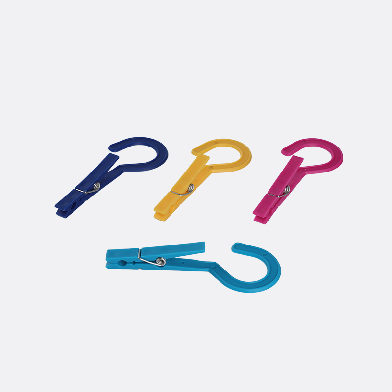 PLASTIC CLOTHES PEGS-1137